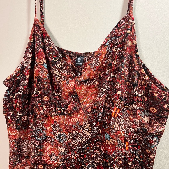 Floral midi dress - Picture 1 of 3